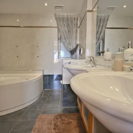 Marina View Luxury 아파트 *