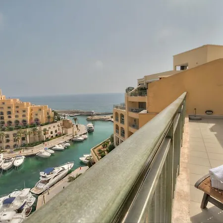 Marina View Luxury Apartmán