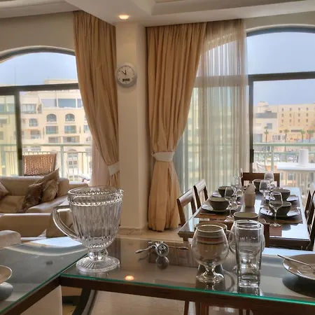 Marina View Luxury Apartmán